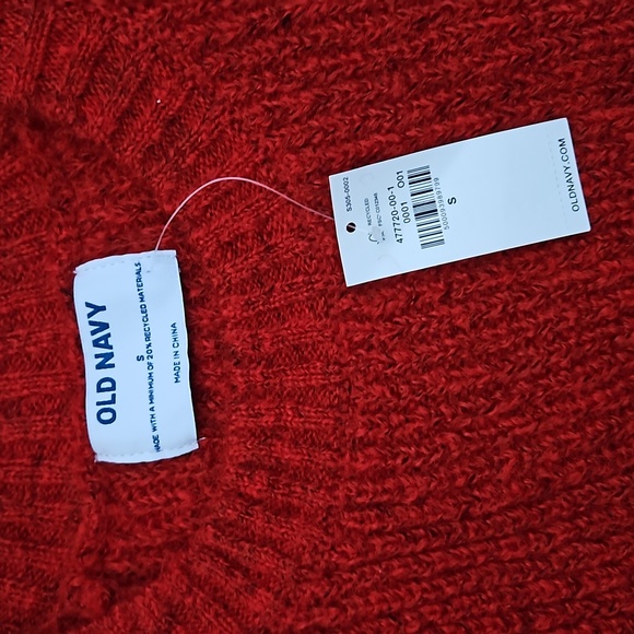Old Navy Sweater - Picture 2 of 4